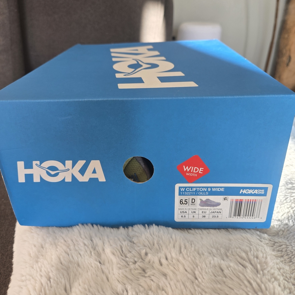Hoka Clifton 6.5W Womens Runners, Like New